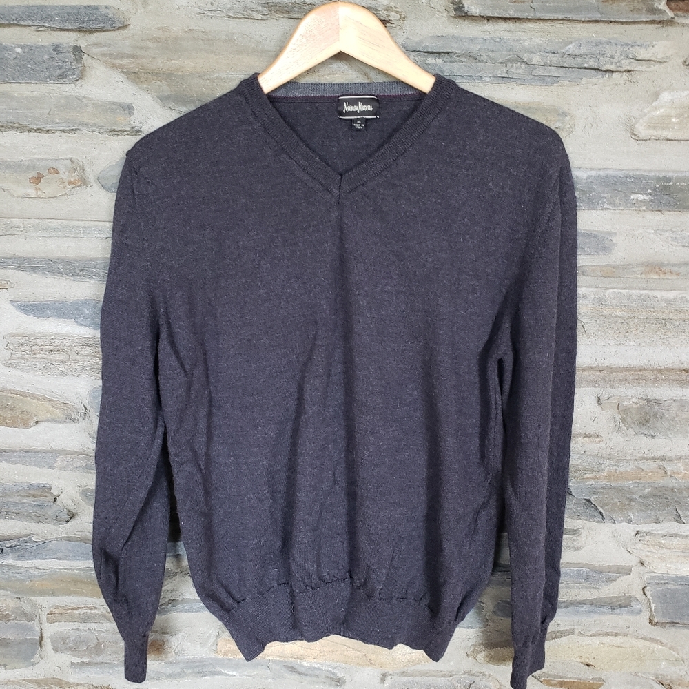 Neiman Marcus 100% Merino Wool V Neck Sweater Gray W S/M